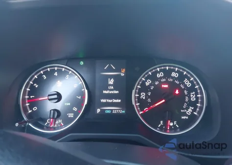 2022 Toyota Rav4 Xle z USA, uszkodzony, nr VIN 2T3W1RFV1NW214383